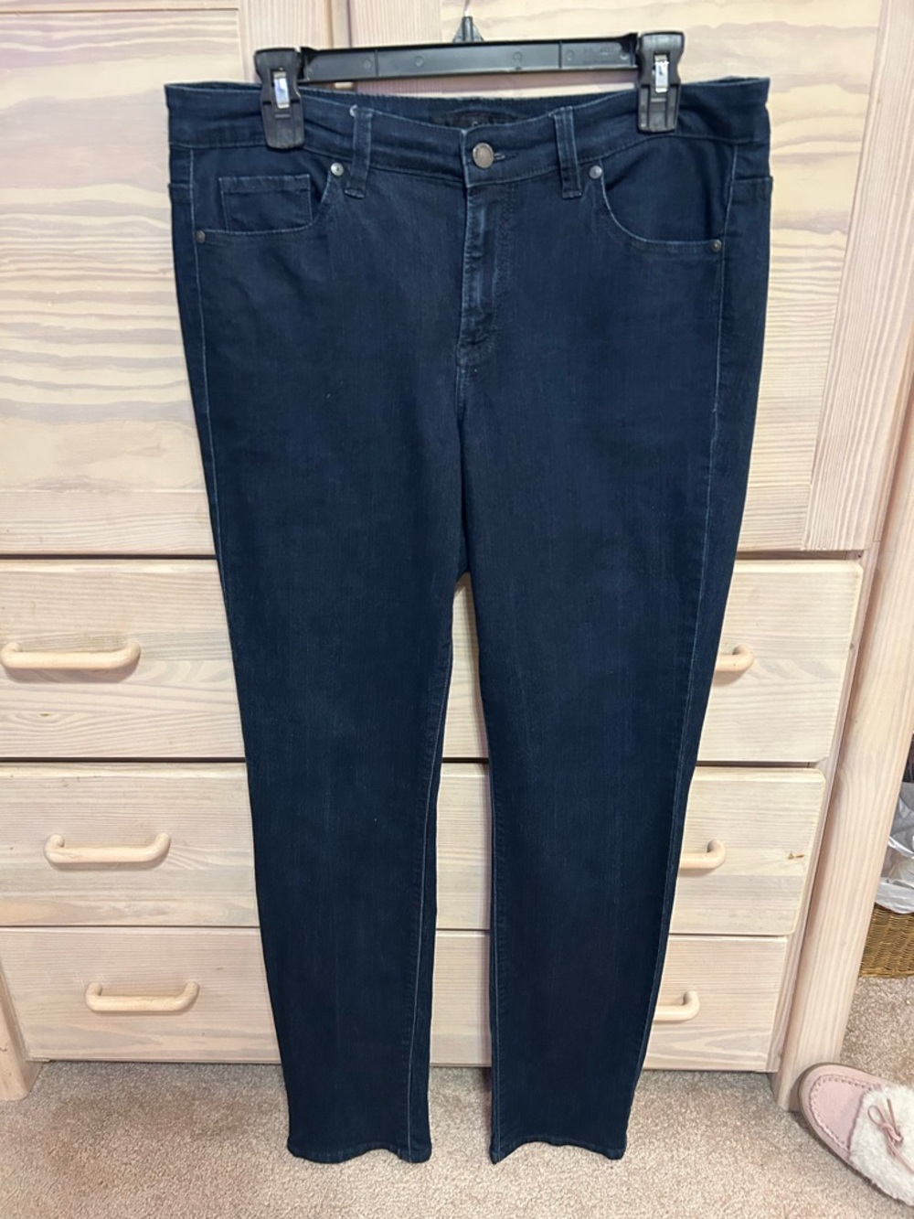 Classic Women's Calvin Klein Dark Blue Stretch Jeans